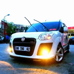 Beyazlar icinde sen