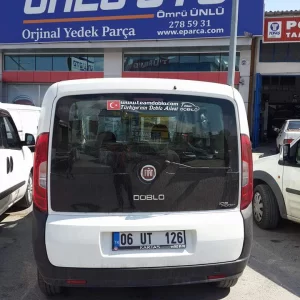 Ünlü oto
