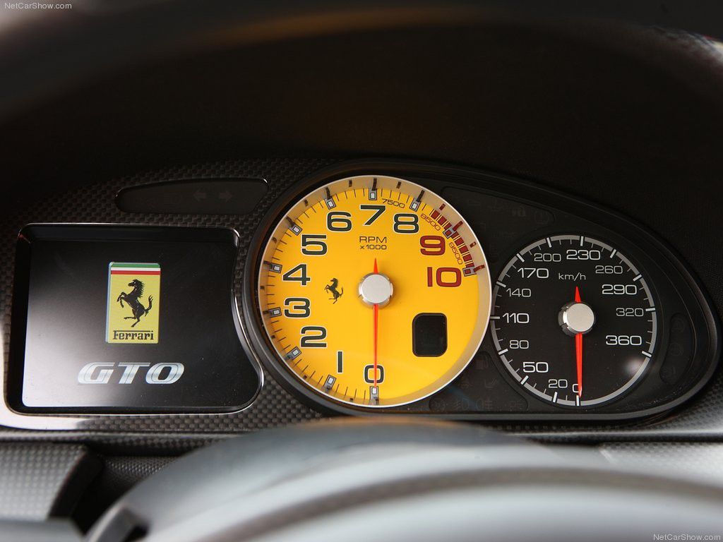 ferrari-599-gto-2011-hiz-gostergesi.jpg