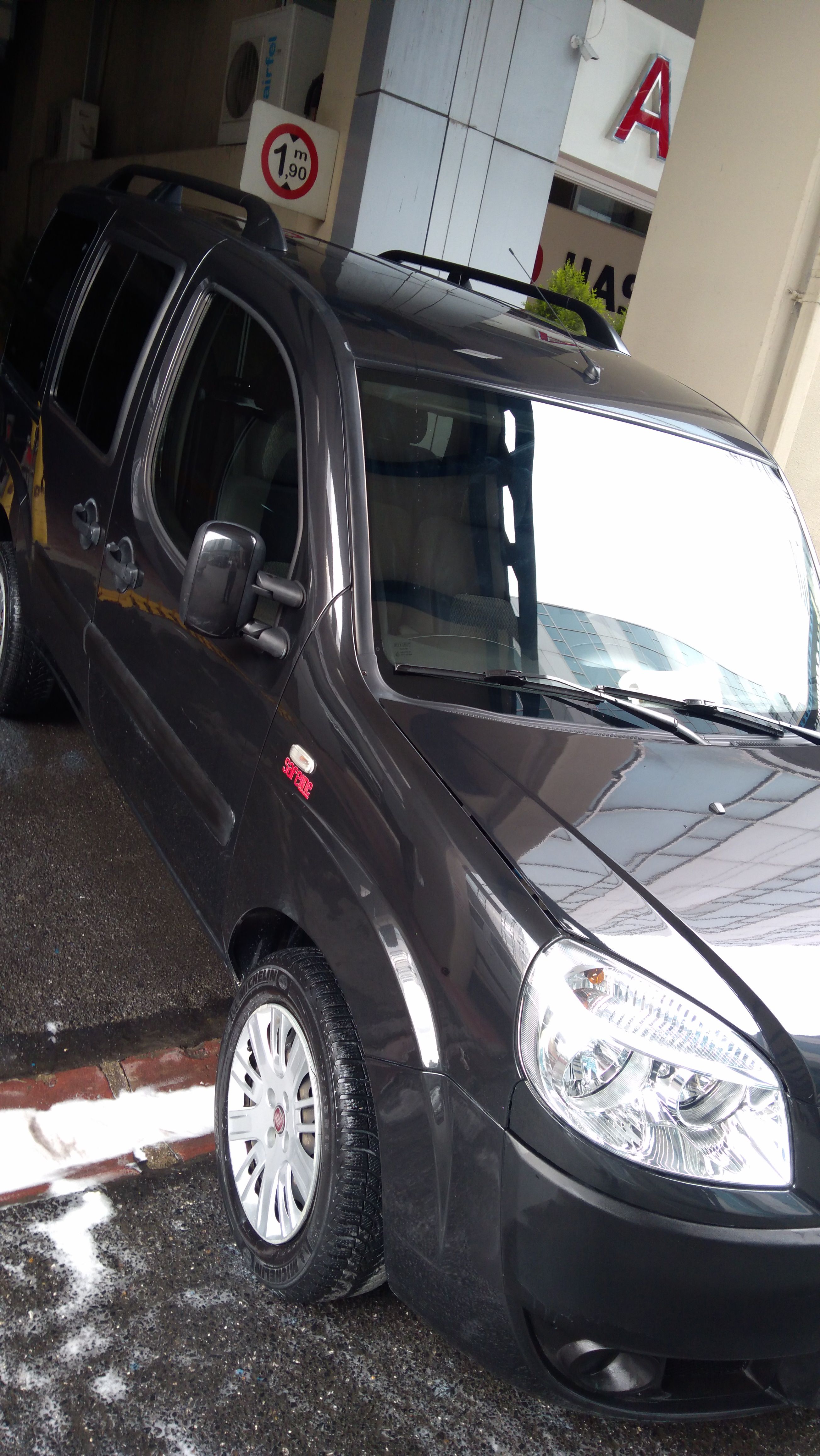 DOBLO'M