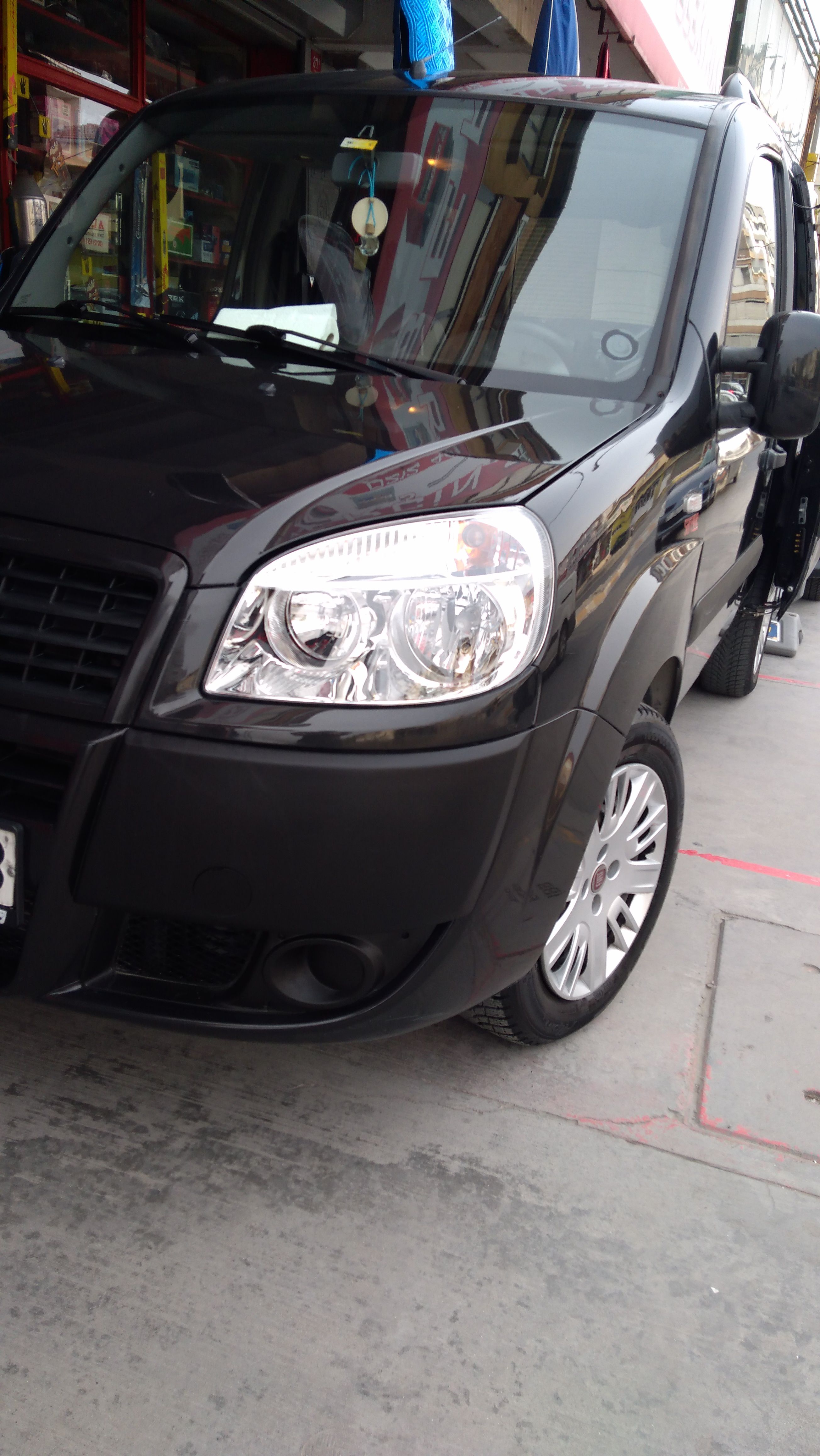 DOBLO'M