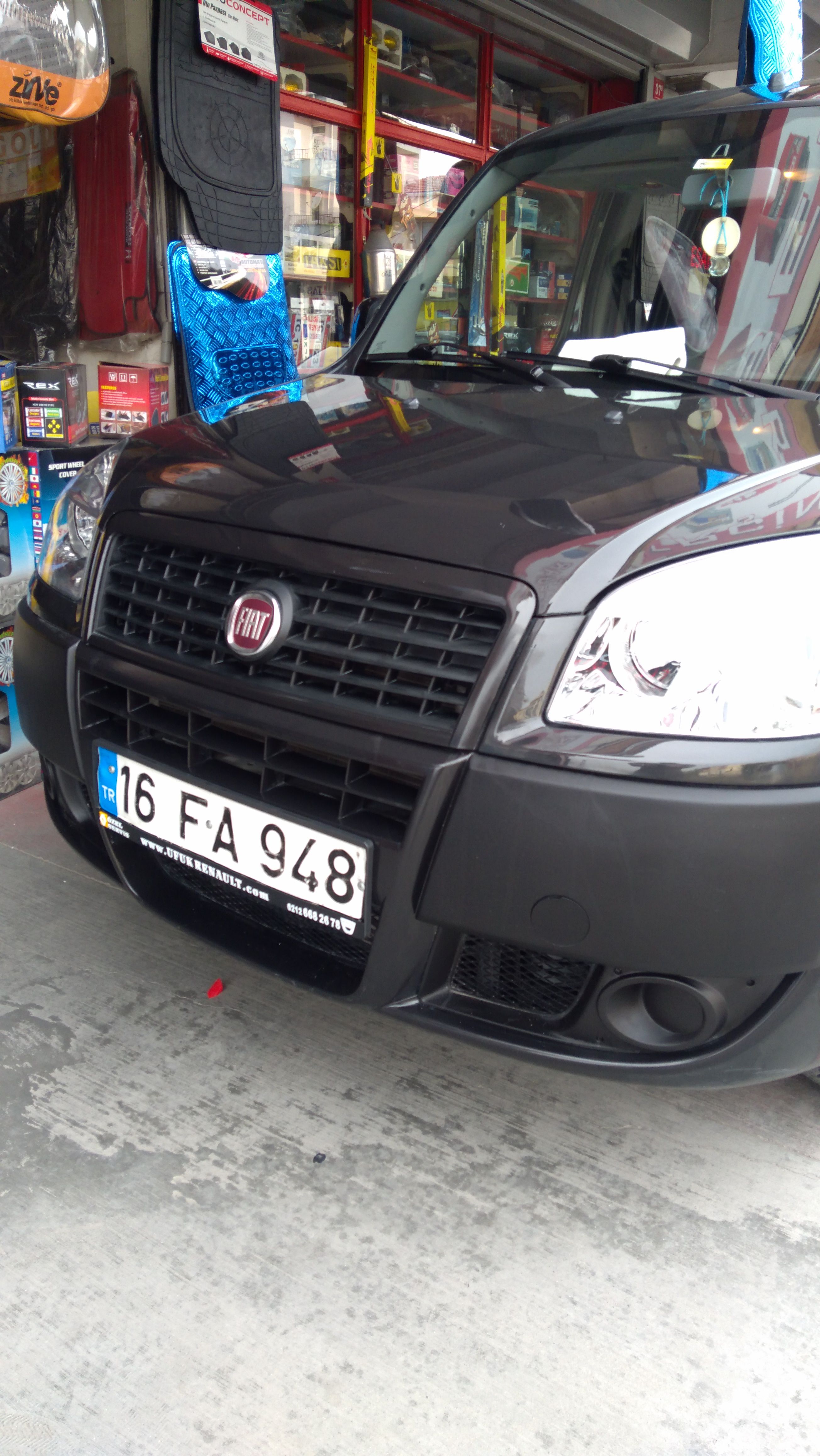 DOBLO'M
