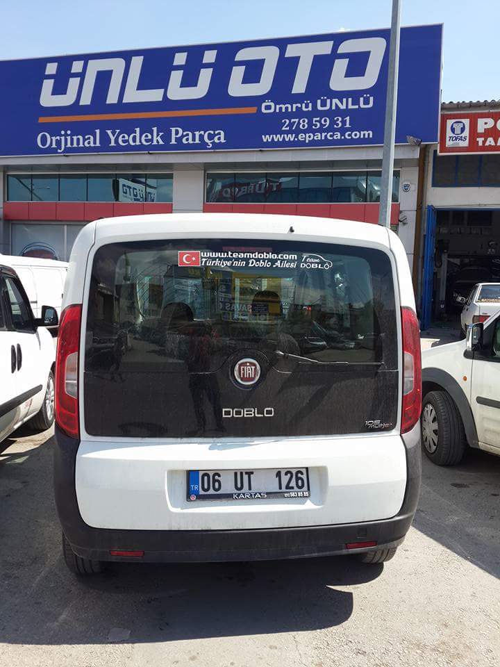 Ünlü oto